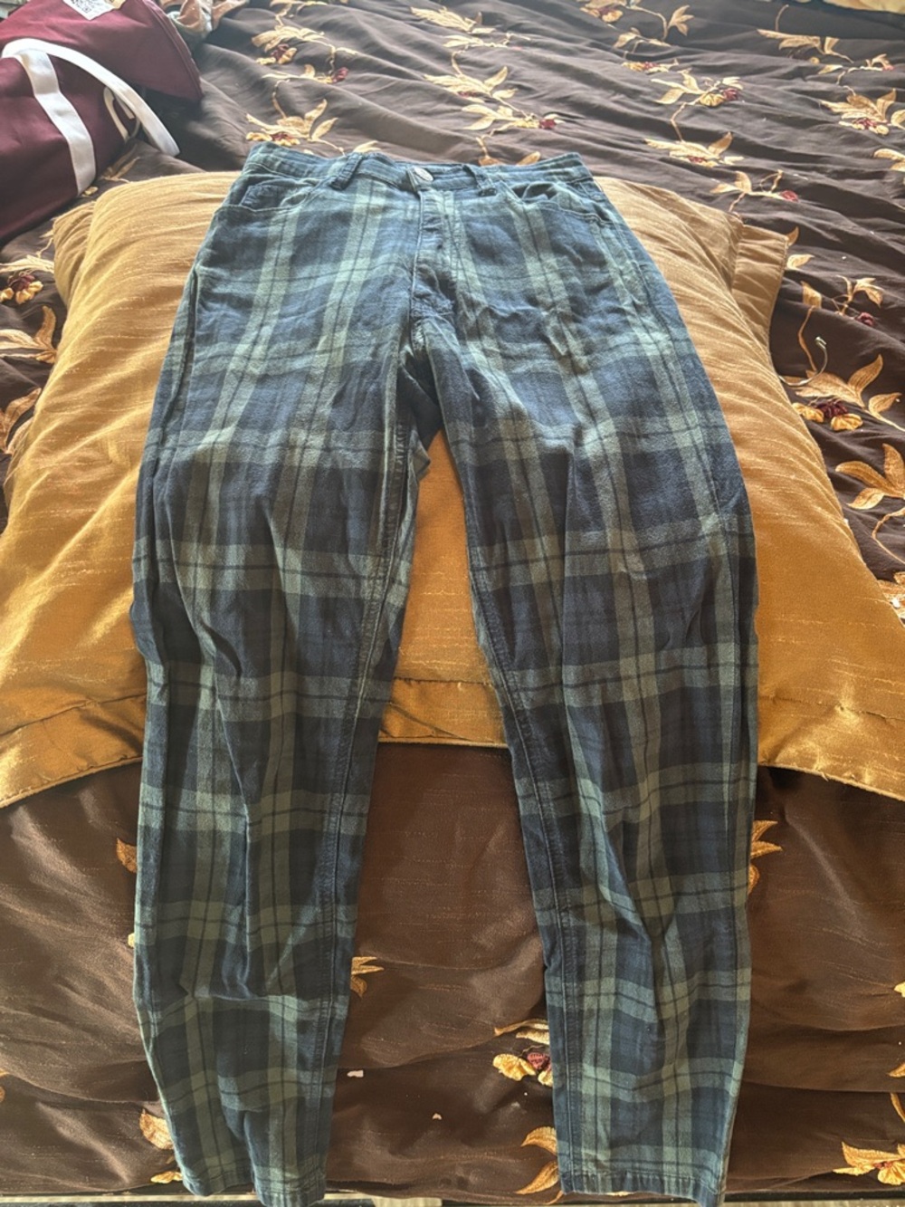 J. Galt Plaid Cropped Ankle Pants in Blue-Green